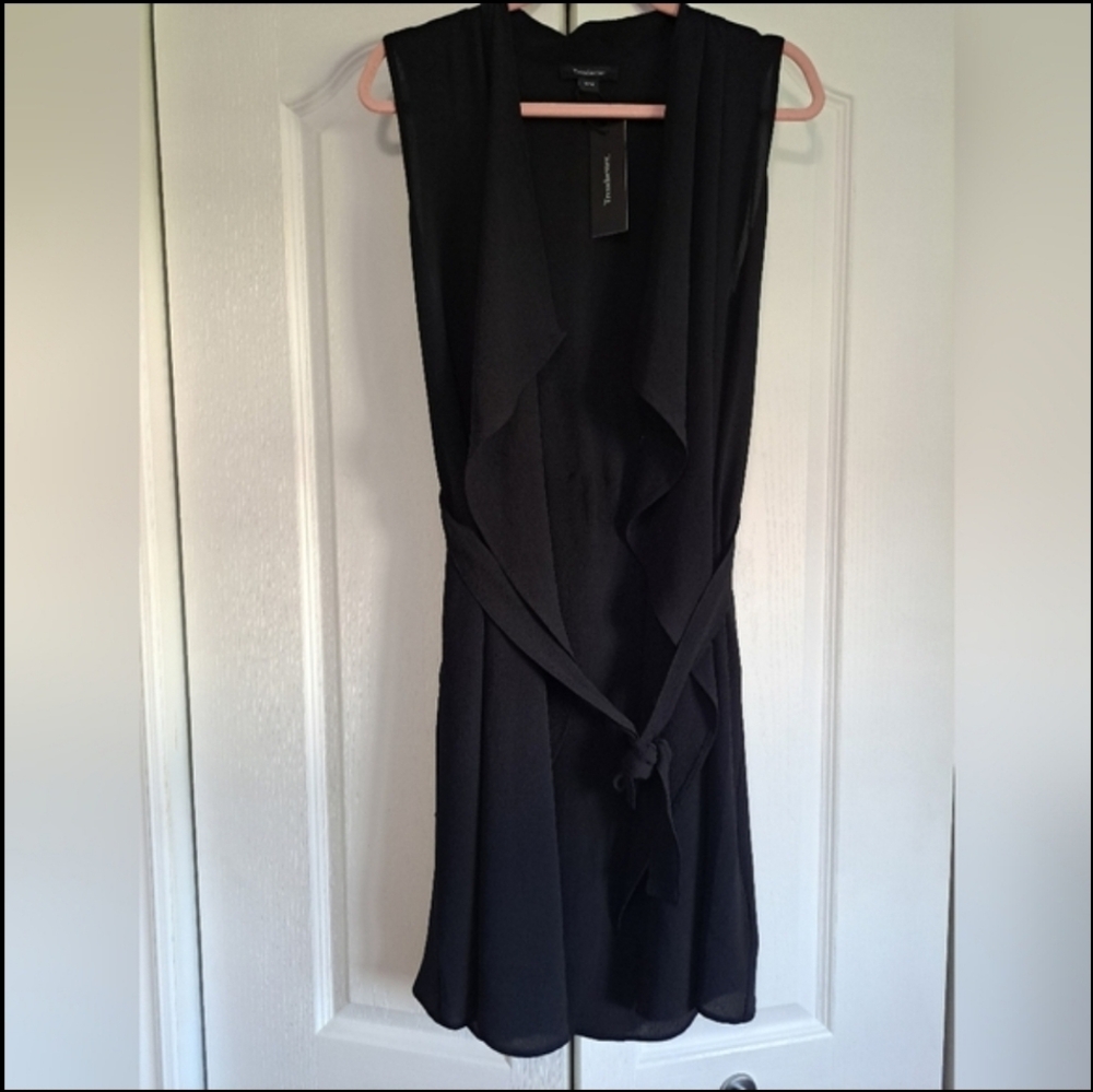 (NWT) Translucent over vest perfect for summer 🌴🍹 Topper !